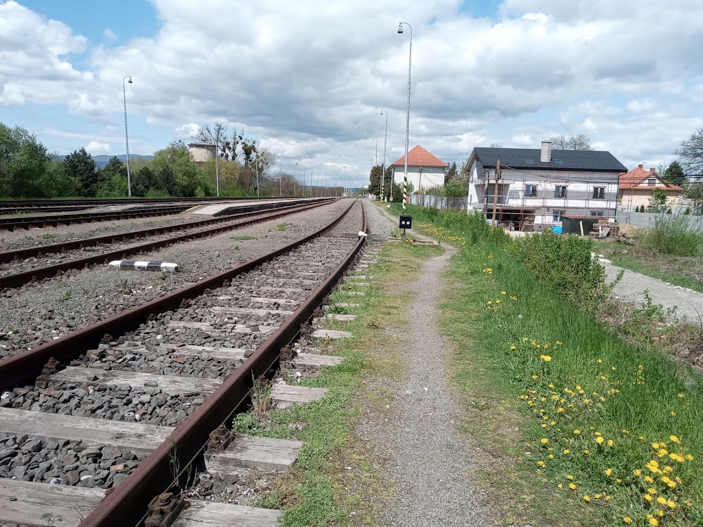 Železničná stanica Vranov nad Topľou ŽELEZNIČNÁ STANICA
