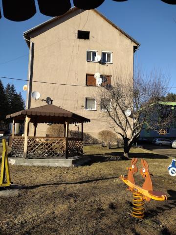 Fotografie Zlatno Train station