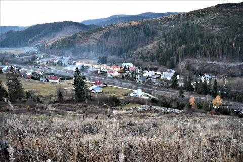 Fotografie Mlynky Train Station