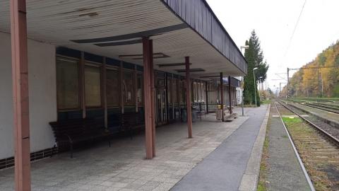 Fotografie Malá Lodina Train Station