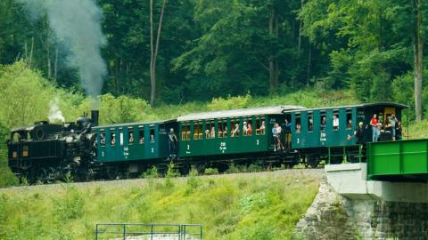 Fotografie Tisovec Train Station