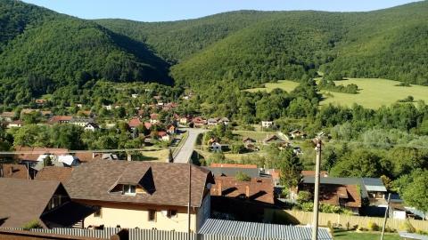 Fotografie Malá Lodina Train Station
