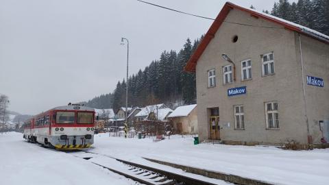 Fotografie Makov Train Station