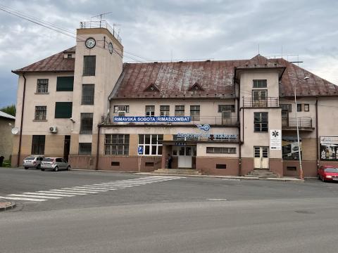 Fotografie Rimavská Sobota Train Station