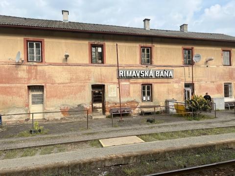 Fotografie Rimavska Bana Train Station