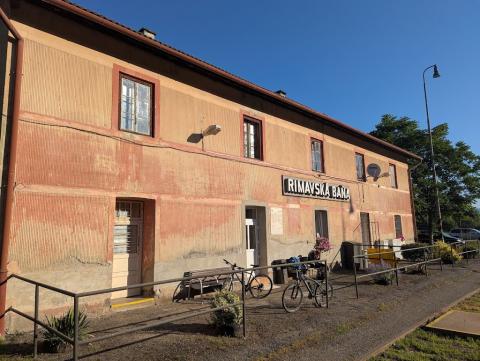 Fotografie Rimavska Bana Train Station