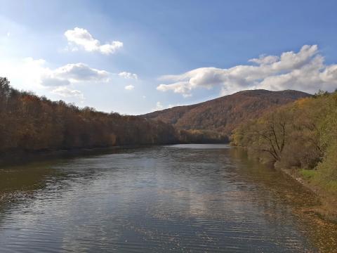 Fotografie Malá Lodina Train Station