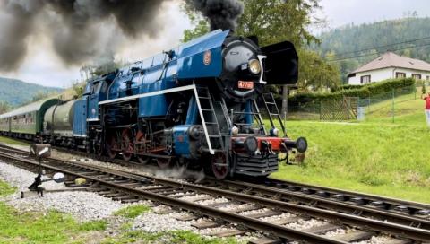 Fotografie Mlynky Train Station