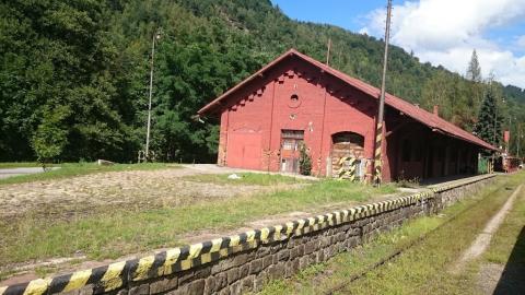 Fotografie Podbrezová Train Station