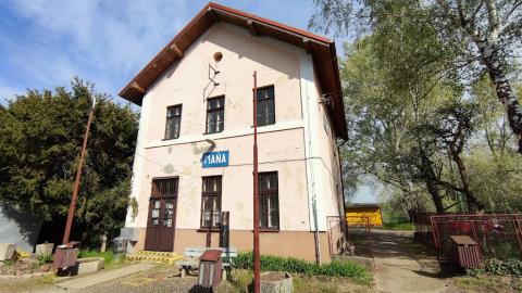 Fotografie Maňa Train Station