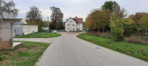 Fotografie Risnovce Train Station