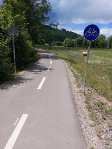 Fotografie Horne Srnie Train Station