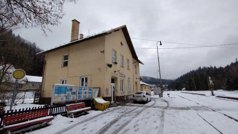 Fotografie Šumiac Červená Skala Train Station