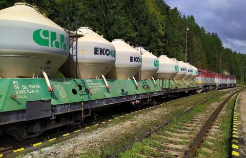 Fotografie Lietavská Lúčka Train Station